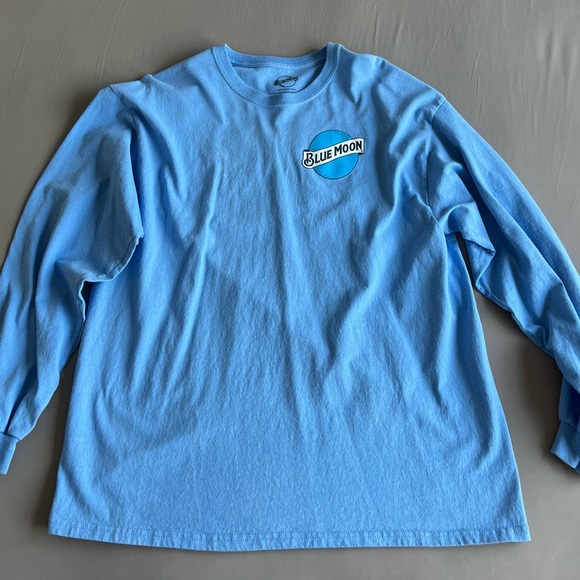 Urban Outfitters Other - XL Blue Moon Denver Long Sleeve Tee